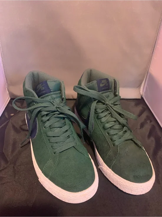 Nike Youth’s SV Zoom Blazer Mid-high Sneakers in Noble Green/Midnight Navy