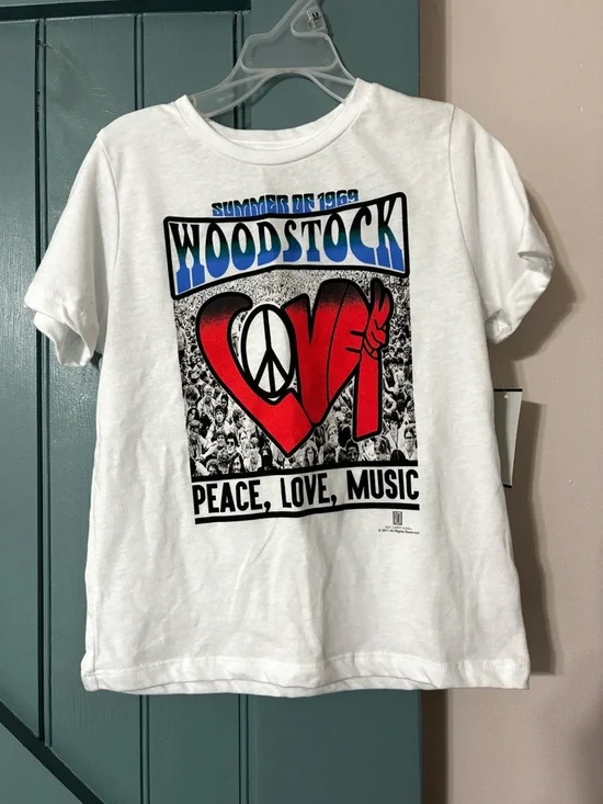 NWT Mini fine Woodstock Graphic T-shirt Size 6