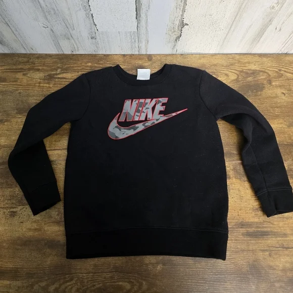 Nike Kids Black Crewneck Sweater Gender Neutral Size 5-6 Years