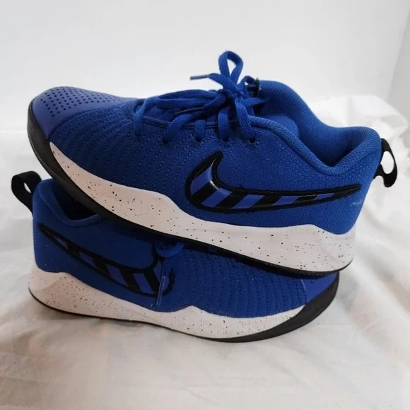Sz 6.5 nike blue running shoes