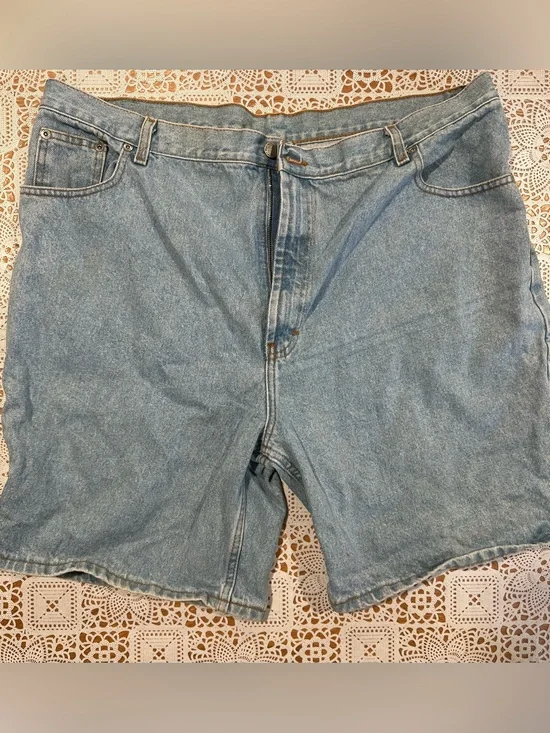 Member’s Mark Denim Shorts Men’s Tag 42 Measures 40 Light Wash Jean Shorts