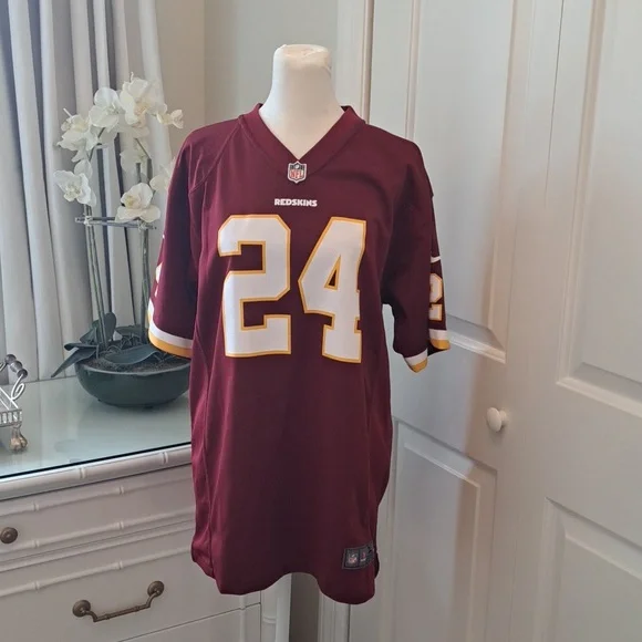 Nike Youth Washington Redskins #24 Josh Norman NFL Football Jersey Size XL 18-20
