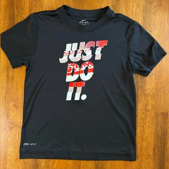 Nike Dri-FIT “Just Do It” Athletic Tee | Boys Size 7 | Black w/ Red + White Logo