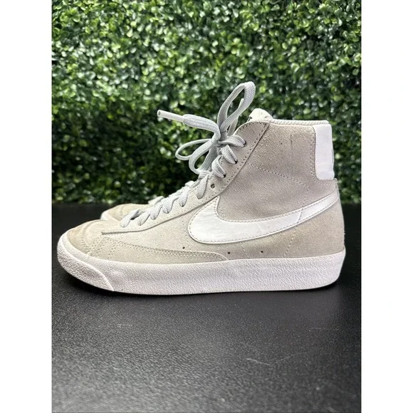 Nike Blazer Mid '77 Next Nature sneakers Kids Size 5y Light Gray Suede Shoes