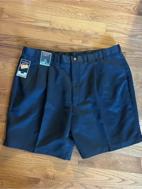 Roundtree & Yorke Men's Flat Front Shorts - Navy Blue