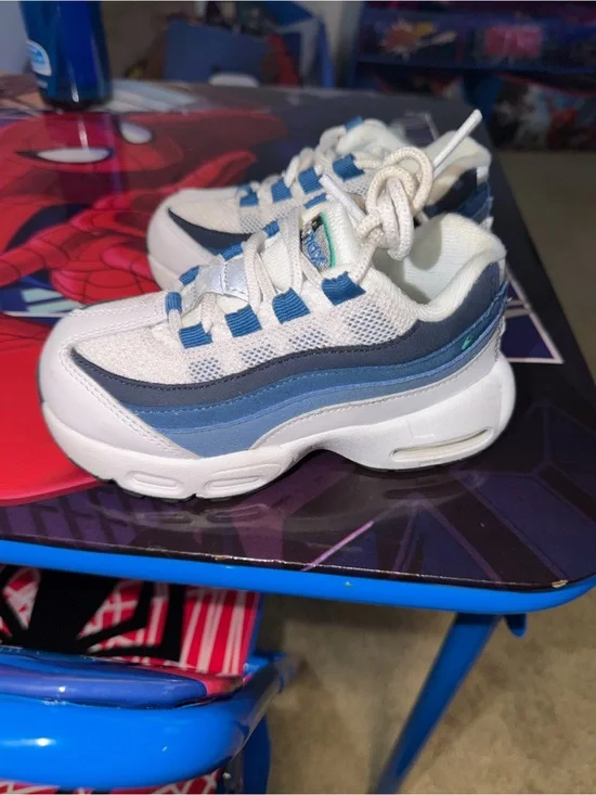 Nike Kids White and Blue Layered Athletic Sneakers