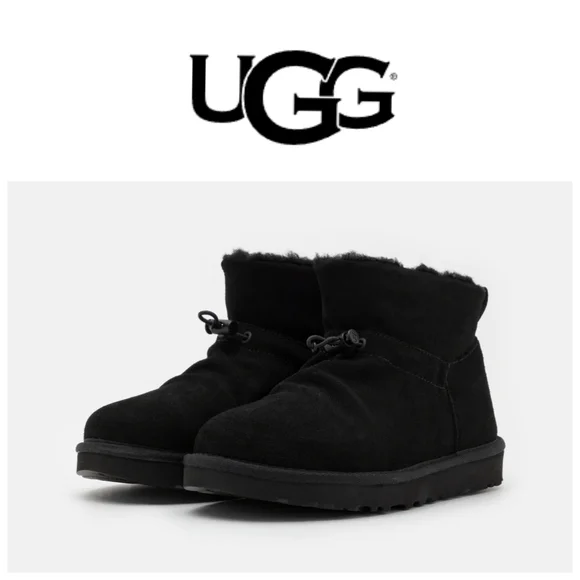 UGG Classic Mini Toggler Boot