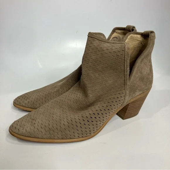 Lucky Brand suede Loria‎ ankle boots tan size 9