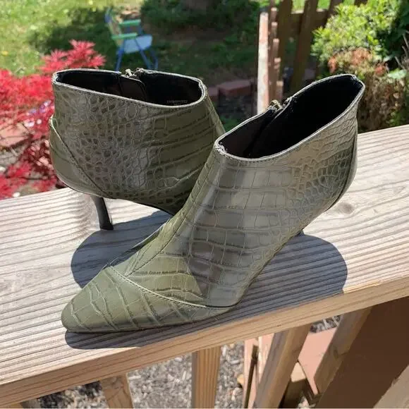 Zara Green Faux Leather Python Snake Print Heeled Booties