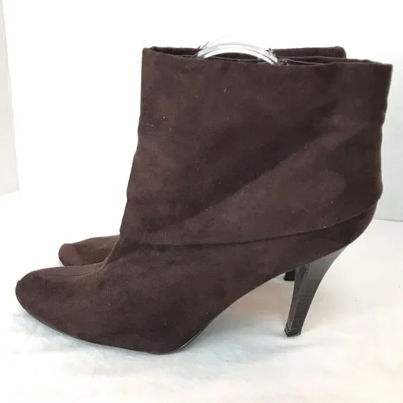 Marc Fisher Vallay 4 Brown Ankle Booties Sz 9