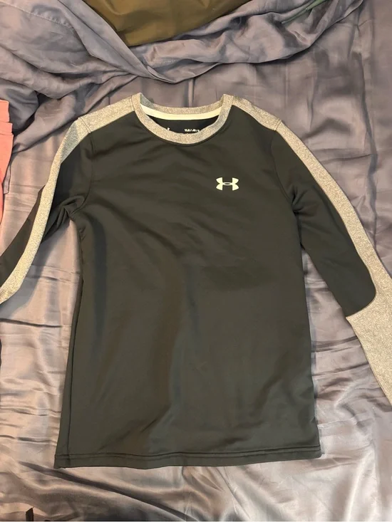 Under Armour Black Long-Sleeve Performance Shirt with Gray Trim “cold gear”