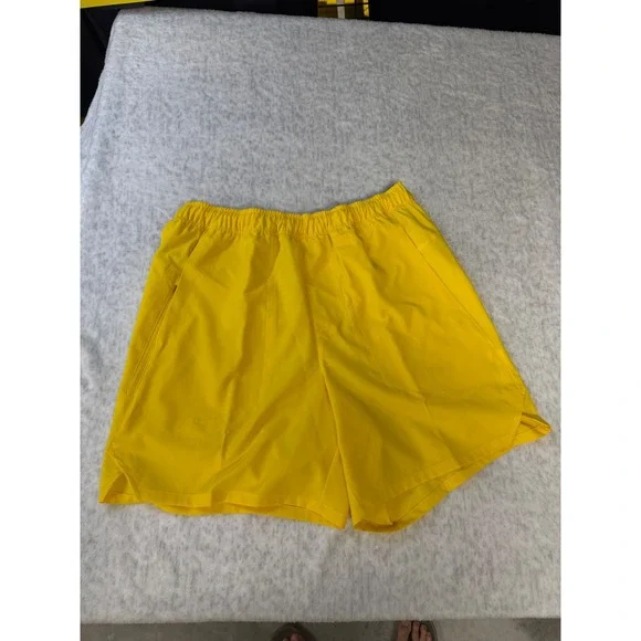 DSG Mens 6 Inch‎ Agility Short Yellow Athletic Fit Running Gym Shorts Size M NEW