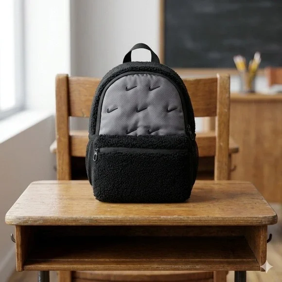 Nike Brasilia JDI Mini Backpack Kids One Size Black Sherpa *NEW WITH FLAW*