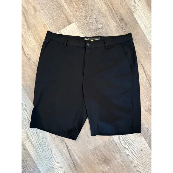 Greg Norman ML75 Microlux Golf Shorts Mens 36 Black Dry Performance Flat Front