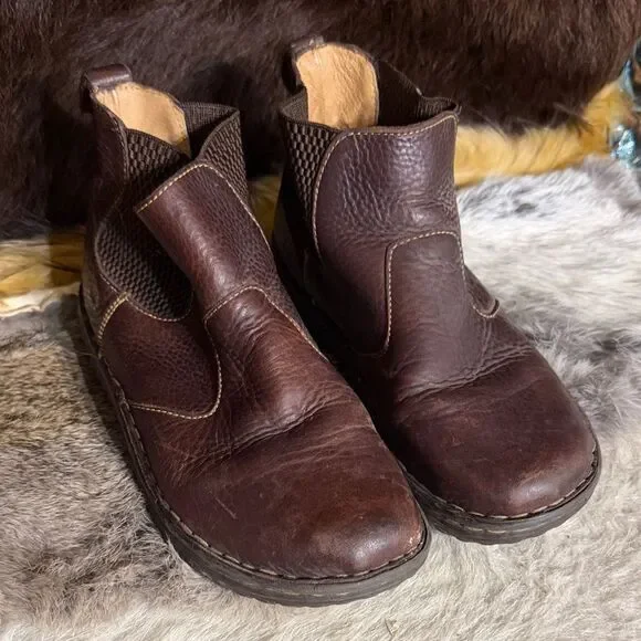 Brown Leather Ankle Boots 8 (900A)