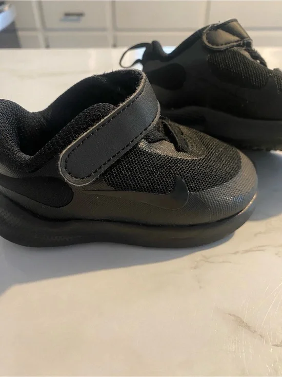 Nike Kids Black Velcro Mesh Sneakers