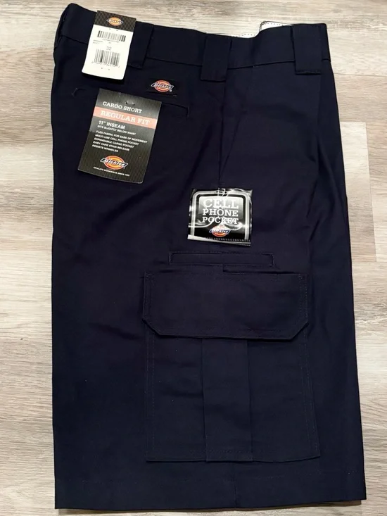 NWT DICKIES CARGO SHORTS