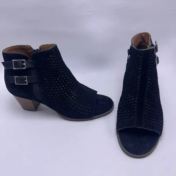 Vionic Chryssa Perforated Black Suede Heels Peep Toe Booties‎ Women Sz 7.5 M