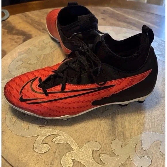 Nike Phantom GX Elite Cleats Size 4‎ Youth