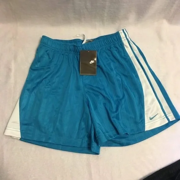 New Basketball‎ Nike shorts girls vintage 90s y2k