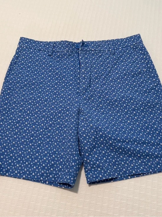 Vineyard Vines Blue Sailboat Print Shorts