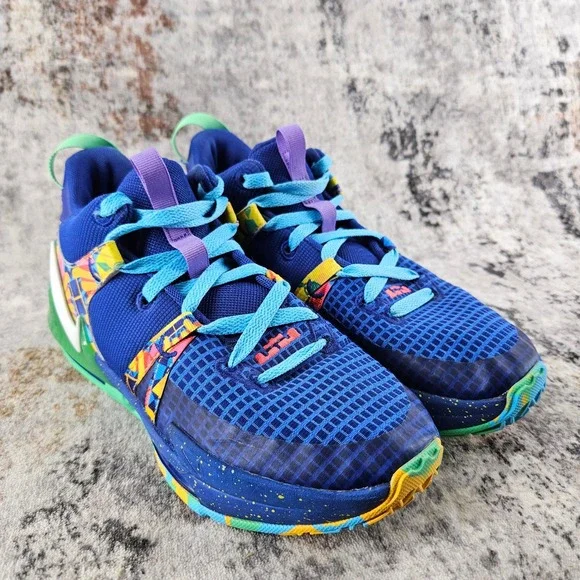 Nike LeBron Witness 7 Kaleidoscope Basketball Shoes Sneakers DQ8650-400‎ Youth 6