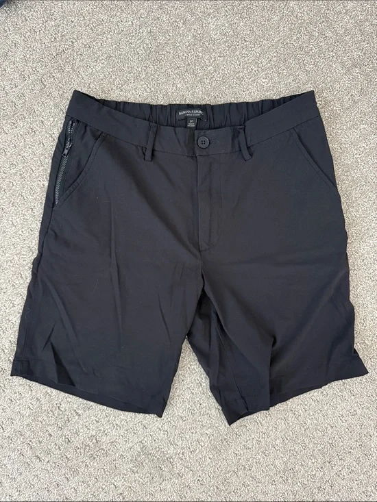 Banana Republic Men’s Black Flat-Front Stretch Shorts