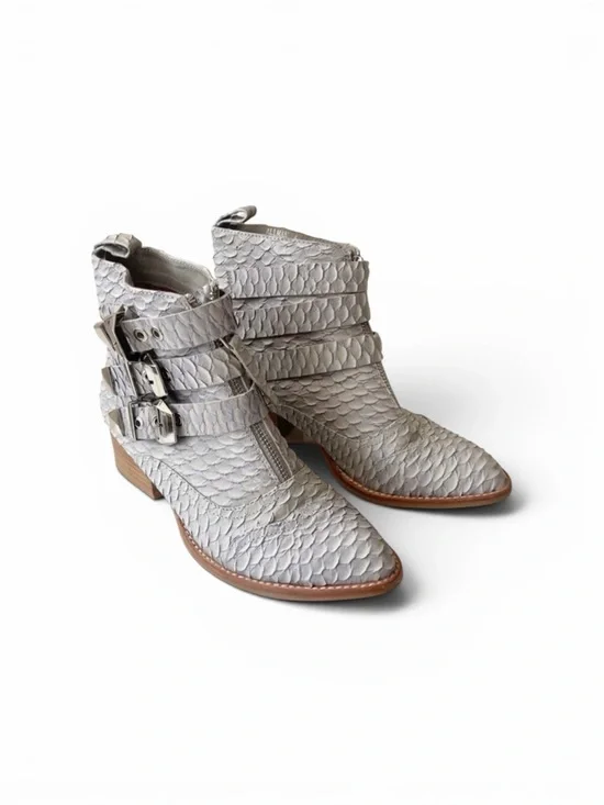 JEFFREY CAMPBELL leather snake skin‎ booties size 6