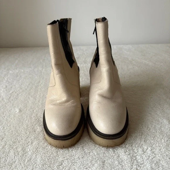 Free People James Chelsea Ankle Boot Women's Sz 6 White Leather Side Zip