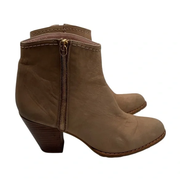 Stuart Weitzman Tan leather Ankle Boots size 6.5M‎
