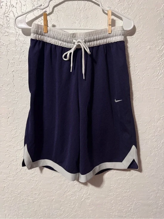 Nike Men's Dri-FIT Basketball Shorts Men’s size small
