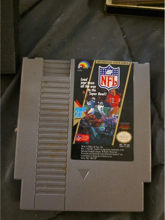 NFL Football - Nintendo Entertainment System