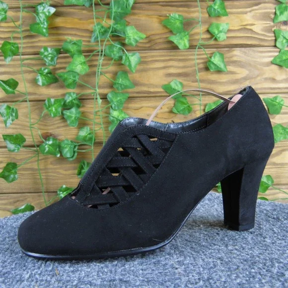 Aerosoles Head Roll Women 8 Black Fabric Cutout Bootie Dress Shoes‎ Comfortable