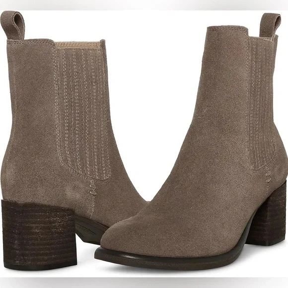 New Blondo Waterproof Sonali Ankle Boot Dark Taupe Suede Stacked Heel Sz 6