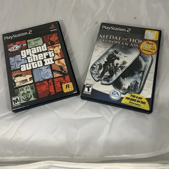 Grand Theft Auto III w/ Poster And Manual And Medal Of Honor PlayStation 2