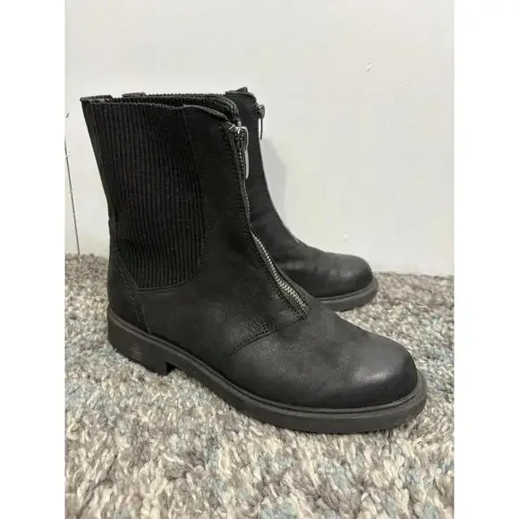 Clarks Shoes Womens 7.5 Orinoco 2 Up Black Leather Zip Front Chelsea Ribbed