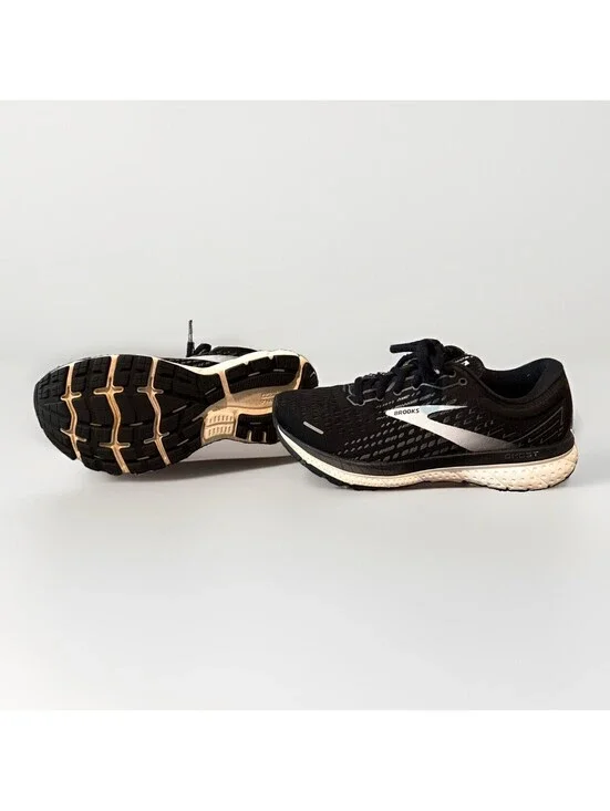 Brooks Black Ghost 13 Women's Running Shoes Size 7 1203381B012