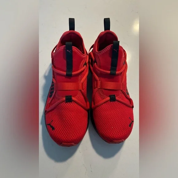 Puma Red women’s Mesh Sneakers with Black Details size 9