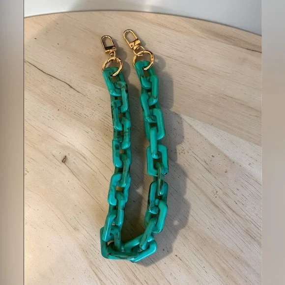 Turquoise Resin Chain Strap 18” Gold Hardware Coastal Chic Bag Charm Purse