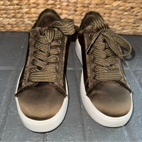 Mossimo‎ Women’s 8 Olive Green Satin Sneakers Casual Shoes Lace Up Fringe Detail