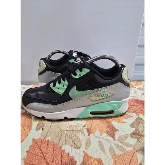 Nike • Air Max 90 LTR GS | Black Green Glow | 6Y • Women’s Shoes Size 7.5 |