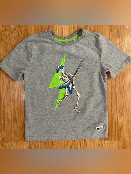 Tommy Bahama Skeleton Flying V Guitar Rock N Roll T-Shirt Kids 5T 6