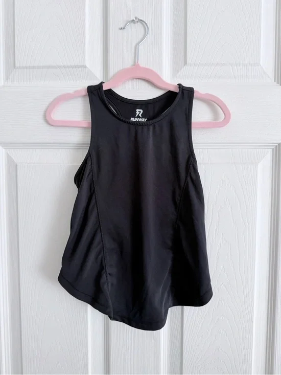 Runway Girls' Black Athletic Tank Top