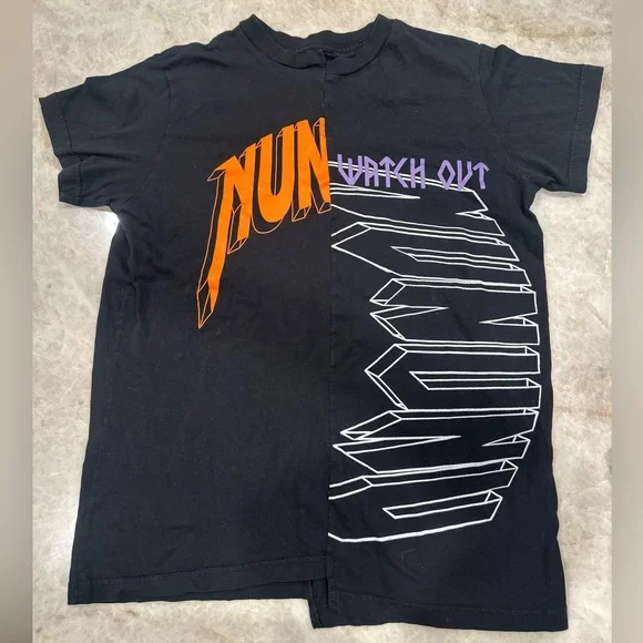 Nunu Black Graphic T-Shirt with Bold Text