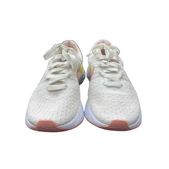 Nike Women's React Infinity Size 7.5 Sail Light Madder Root