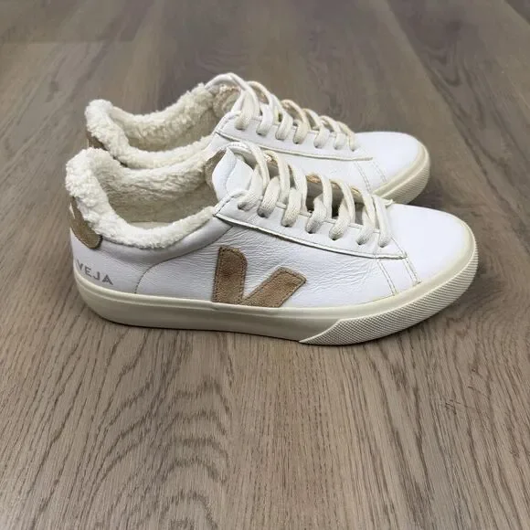 Veja Shoes Womens Size 7 White Leather Sherpa Lined Low Top Sneakers Casual