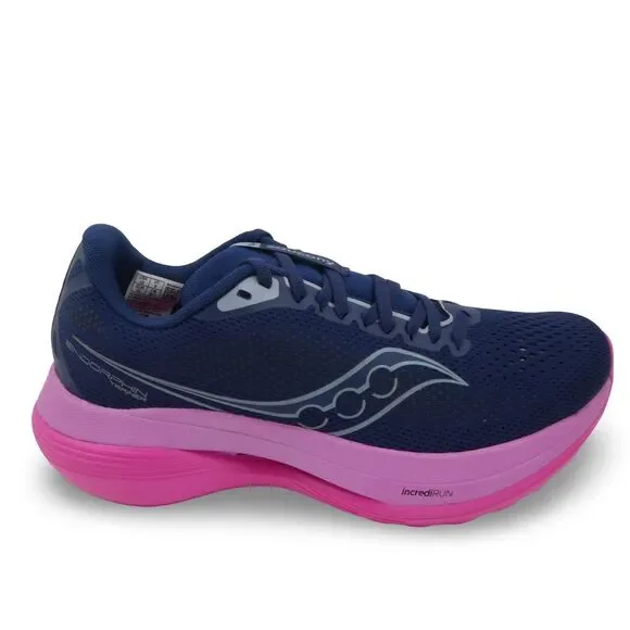 Saucony Women's 10 Endorphin Trainer running shoe in the Navy/Fuchsia Colorway.