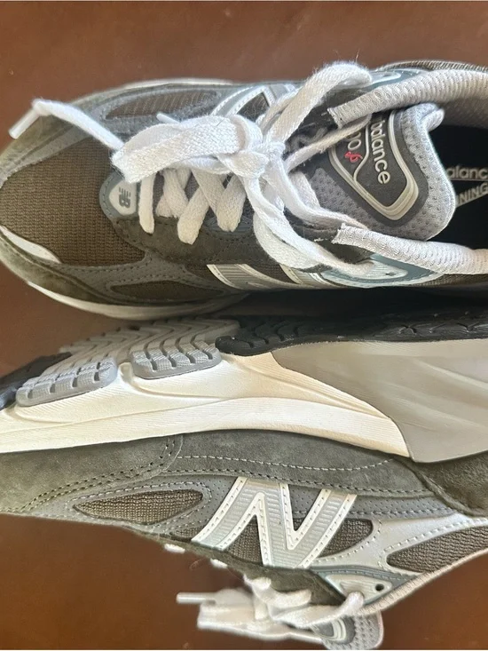 New Balance Light Gray & Olive 990v6
