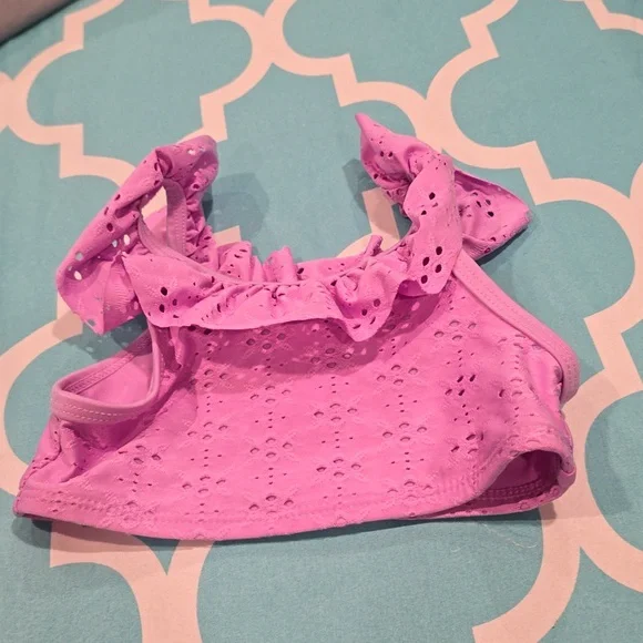 ❤️10/$13 Nwot cat and jack swim top