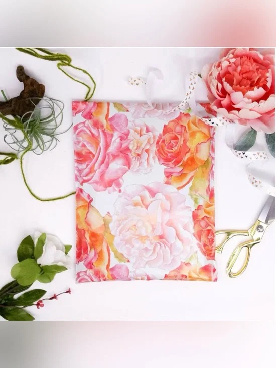 30 10” x 13” Watercolor Blossoms Floral Poly Mailers